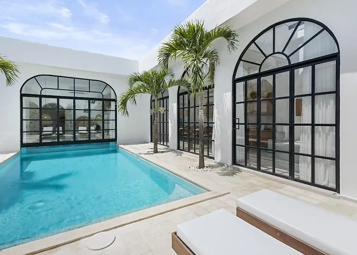 Villa All-white With Pool, Sauna, Firepit & Office