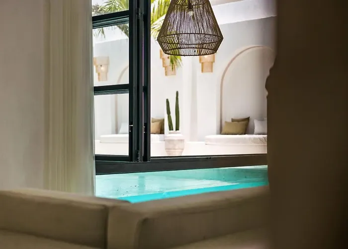 Villa All-white With Pool, Sauna, Firepit & Office *