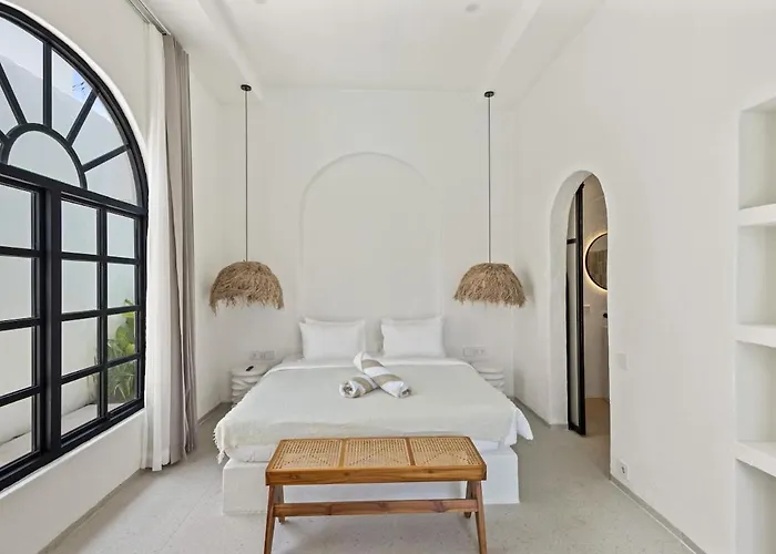 Villa All-white With Pool, Sauna, Firepit & Office *